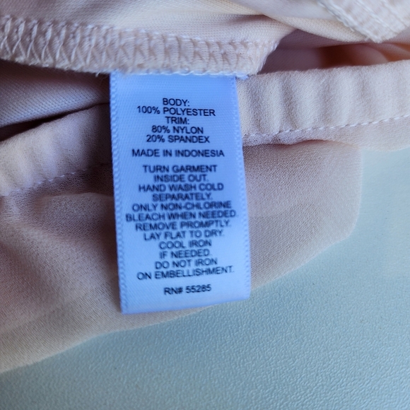 Express Womens Beaded Collar Tank Blush Pink Elastic Hem Back Neck Keyhole Sz M - Picture 12 of 12